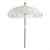 Meubles & Design Parasols Parasol En Bois Et Tissu Blanc à Pompons -Tapis extérieur Soldes parasol en bois et tissu blanc a pompons