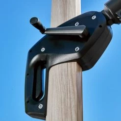 Kerama Parasols Parasol Suspendu Structure Imitation Bois Et Tissu Blanc Naturel 3x3m -Tapis extérieur Soldes parasol suspendu structure imitation bois et tissu blanc naturel 3x3m 3