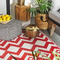 Beliani Tapis Extérieur Tapis En Plastique Rouge 180x120cm -Tapis extérieur Soldes tapis en plastique rouge 180x120cm 1