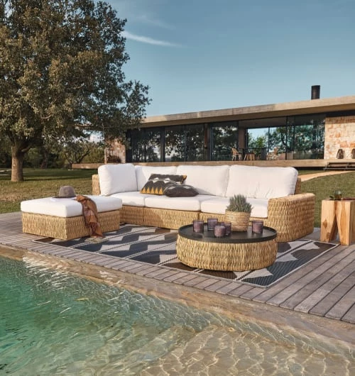 Maisons Du Monde Tapis Extérieur Tapis Réversible En Polypropylène Motifs Triangles écrus Et Noirs 120x180, OEKO-TEX® 4 Maisons Du Monde Tapis Extérieur Tapis Réversible En Polypropylène Motifs Triangles écrus Et Noirs 120x180, OEKO-TEX® – Image 2